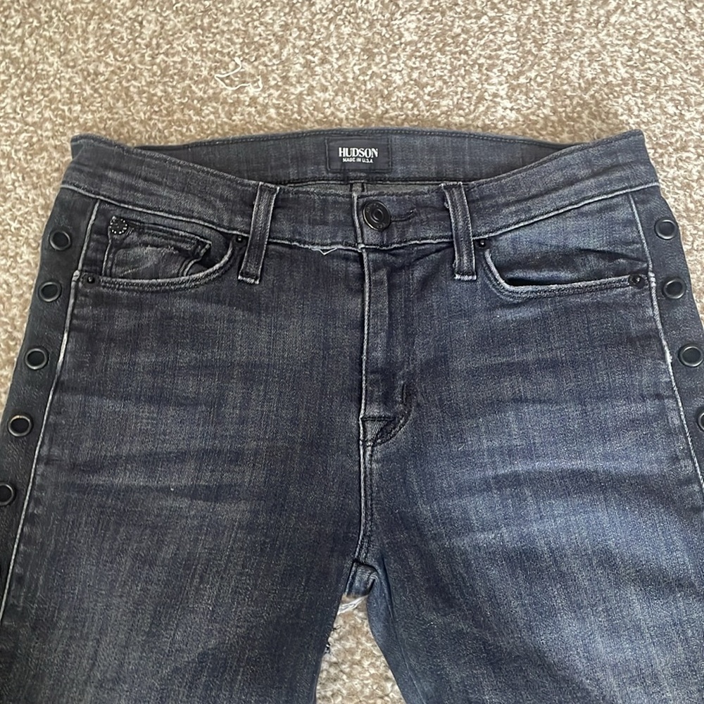 Hudson Luna Midrise Crop S.S. Raw Hem Jeans - Picture 4 of 8